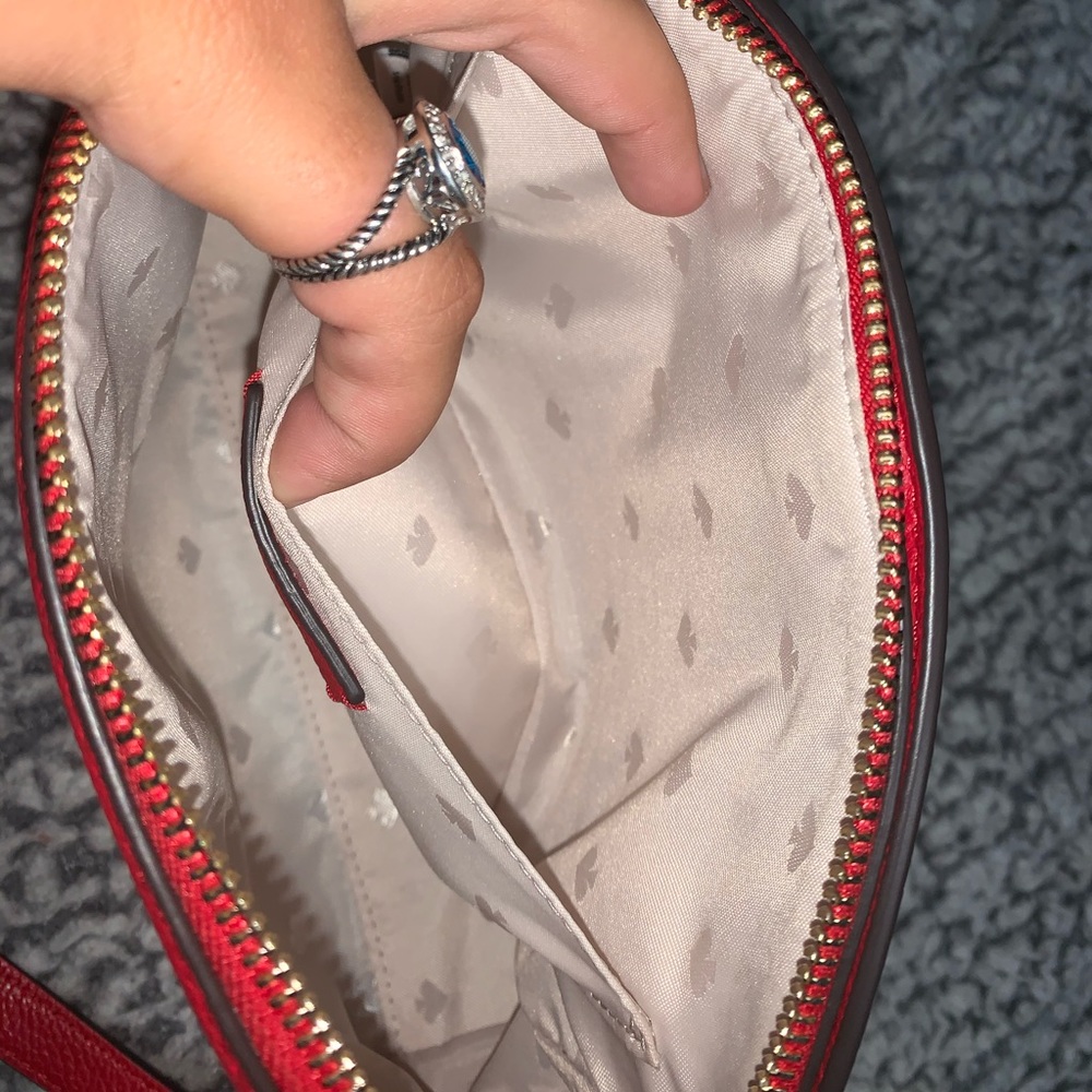 Purse - Picture 3 of 4